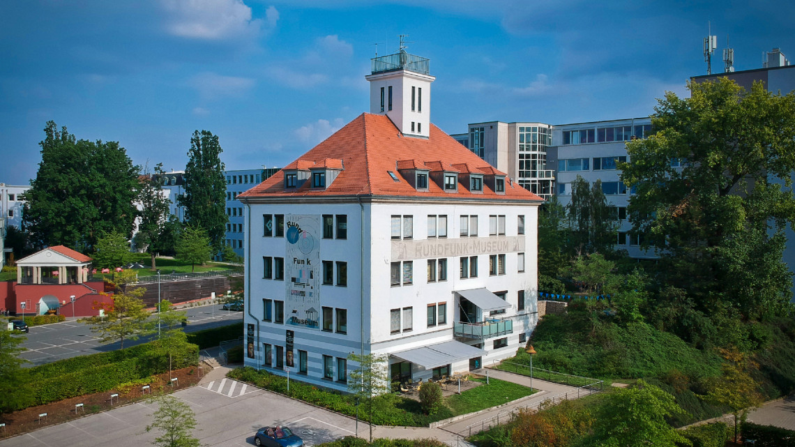 Außenansicht des Rundfunkmuseums.